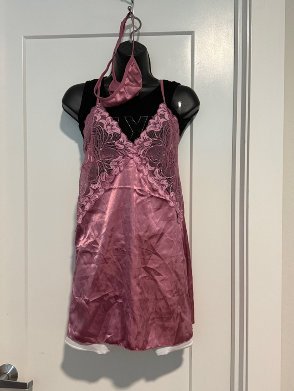 Women's Satin & Lace Chemise Nightdress in Mauve Pink